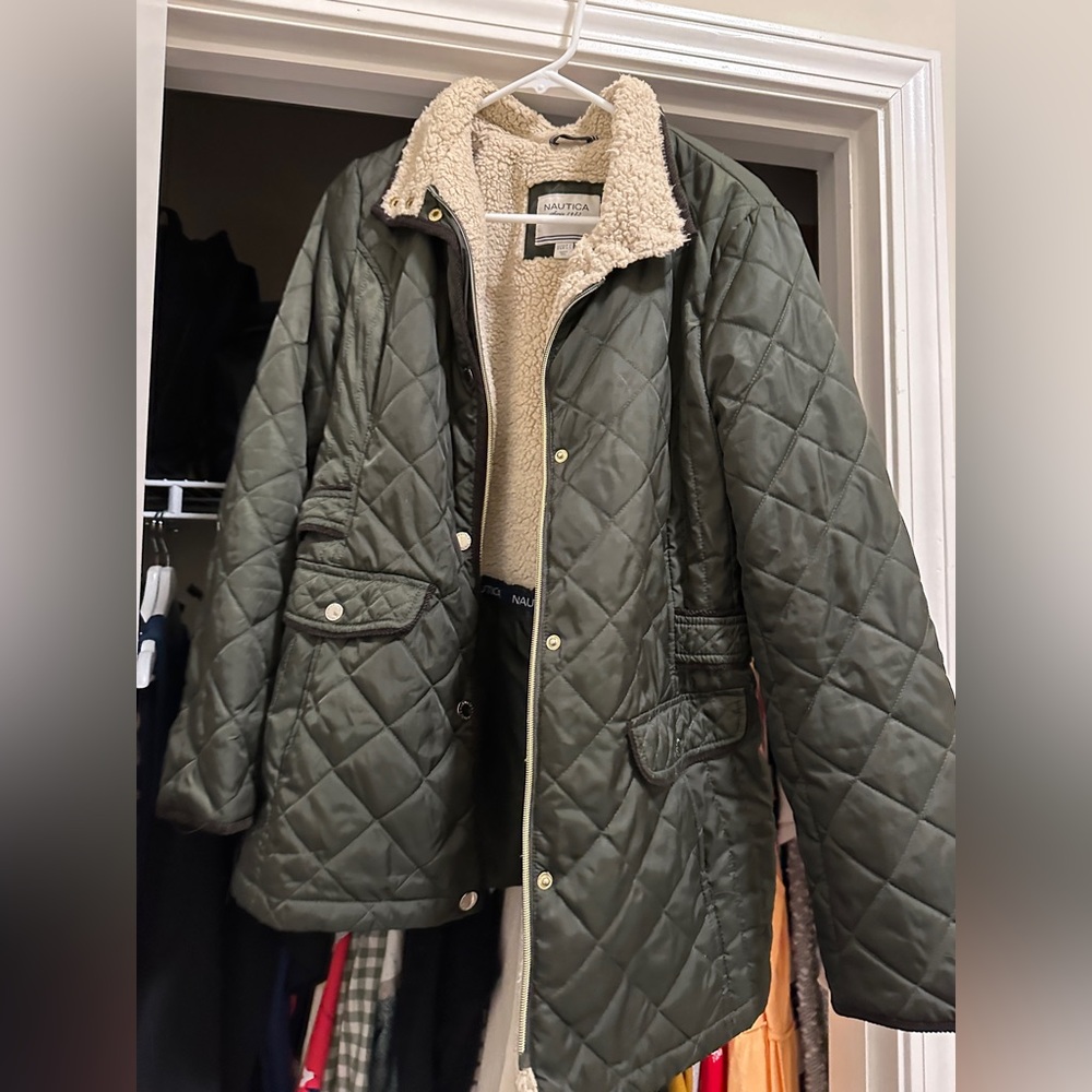 Nautica green jacket. Great condition. Size M